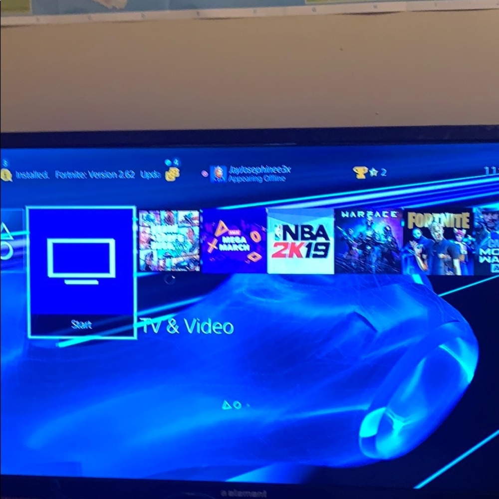 PS4